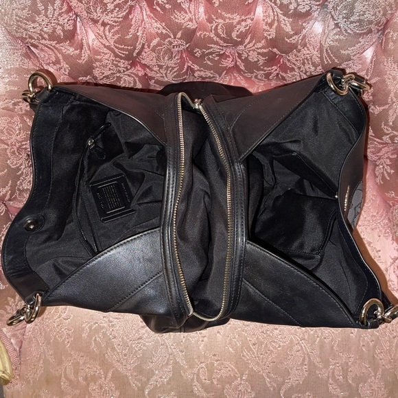 👜👜👜 Coach Leather and Jacquard Handbag - Picture 13 of 14